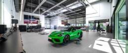 Architekturaufnahme des Porsche Zentrums in Lüneburg fotografiert von Thorsten Scherz