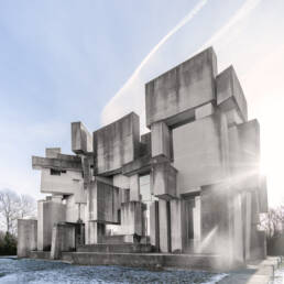 Au&szlig;enaufnahme der Wotrubakirche in Wien fotografiert von Thorsten Scherz